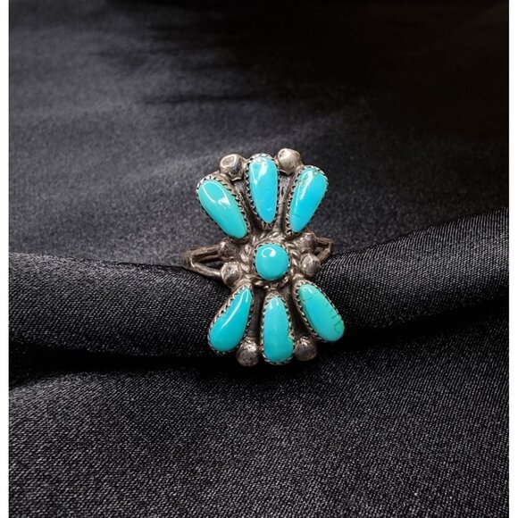 Vintage Zuni Bill & Lou Native American Sterling Silver & Turquoise Cluster Ring - Picture 3 of 5